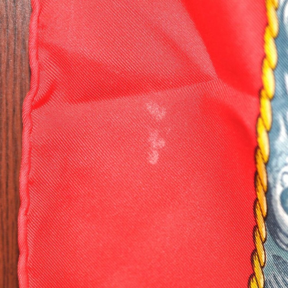 Authentic HERMES Carre 90 Scarf "Vive Le Vent" Silk Red - Picture 9 of 13